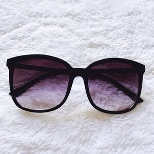 Joanne Black Square Sunglasses